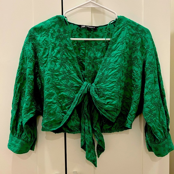 Zara Tops - ZARA green tie crop top with stitching detail